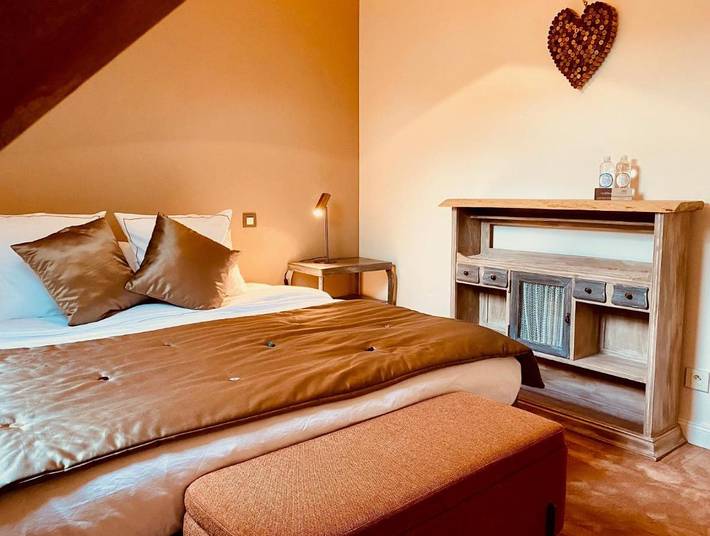 Appartement de vacances pour 4 personnes, avec Terrasse ainsi que Jardin et Piscine