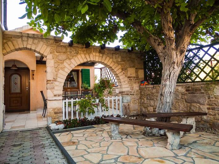 Bungalow für 3 Personen, mit Garten in Zadar - 2