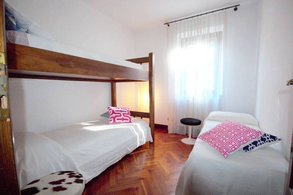 Ganze Wohnung, Il Borgo I , lake view sleeps 5 ... in Cremia, Gemeinde Cremia