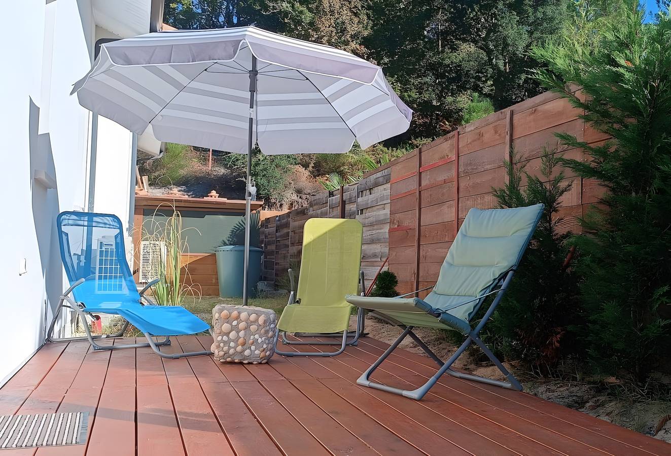 Maison de vacances neuve près de la plage, au calme, terrasse, 3 pers., navette & parking gratuits in Vielle-Saint-Girons, Côte d’Argent