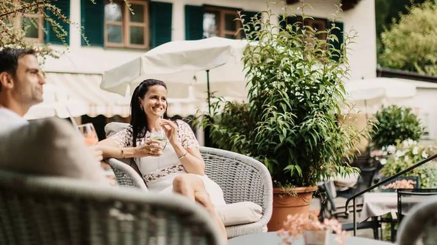 Ferienwohnung für 3 Personen, mit Garten und Terrasse sowie Sauna und Pool, mit Haustier in Unken