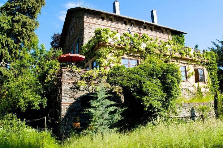 Ferienwohnung für 2 Personen, mit Balkon und Garten an der Mosel