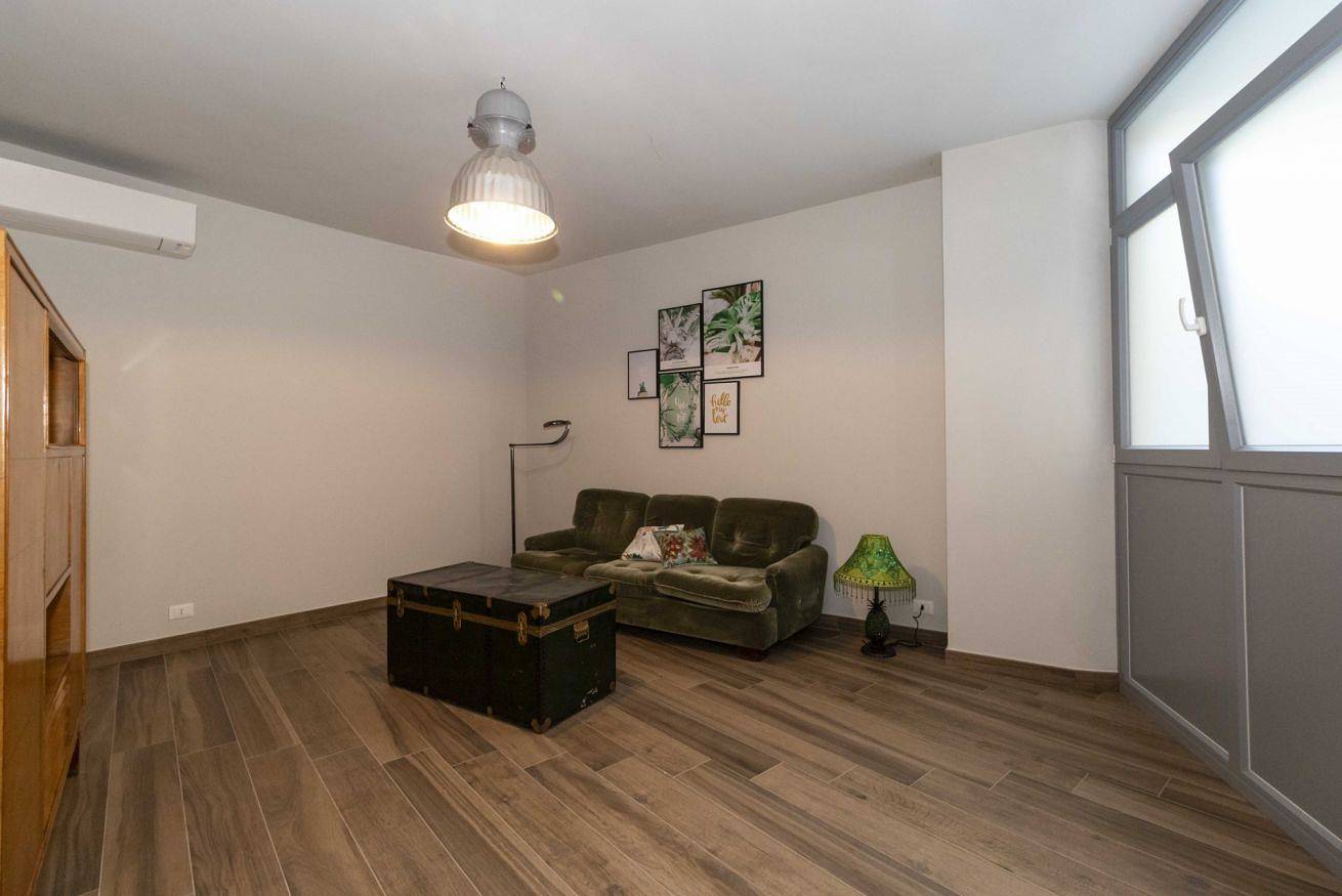 Entire apartment, Lingotto Roomy and Cozy Apt! x3 in Turin, Turin Province