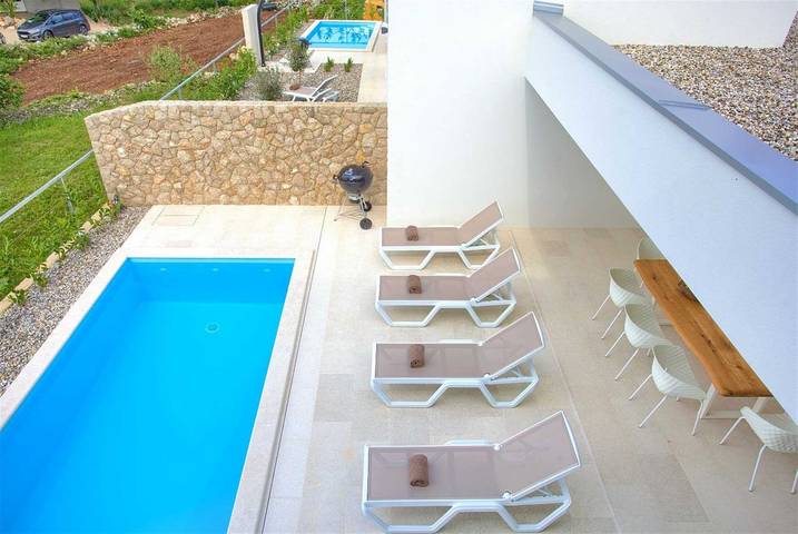 Villa mit pool für 8 Personen, mit Pool und Garten sowie Ausblick und Meerblick, kinderfreundlich auf Krk - 4