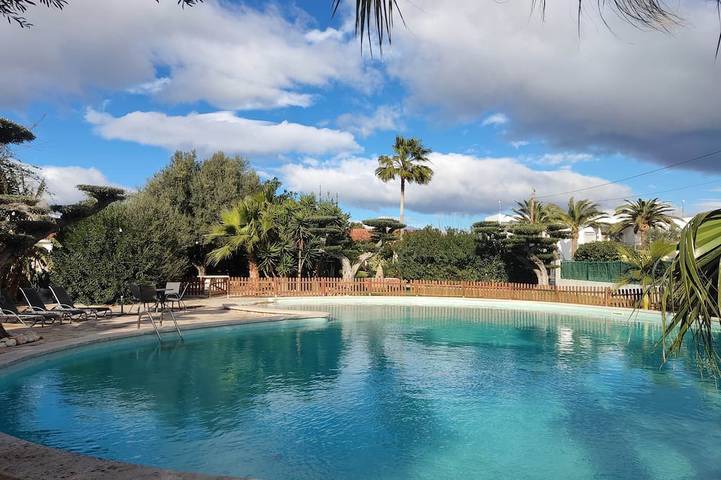 Villa für 16 Personen, mit Whirlpool und Garten - 1