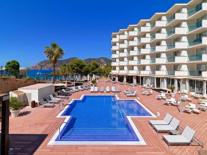 Hôtel pour 2 personnes, avec balcon et jacuzzi ainsi que piscine et sauna dans Camp de Mar - 3