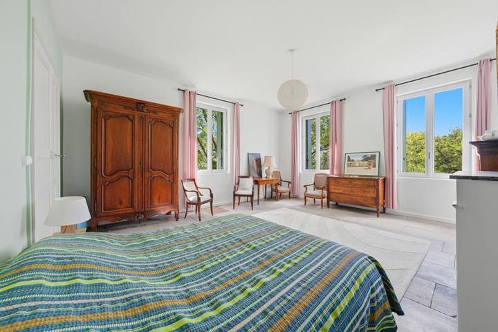 Location de vacances pour 15 personnes, avec vue ainsi que terrasse et jardin à Notre-Dame-de-Londres - 3