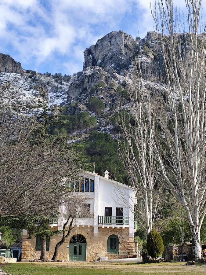 Maison d’hôte pour 4 personnes, avec vue ainsi que piscine et jardin, animaux acceptés à Cazorla