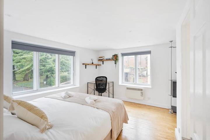 Apartament wakacyjny dla 5 osób, z jacuzzi w Bristol