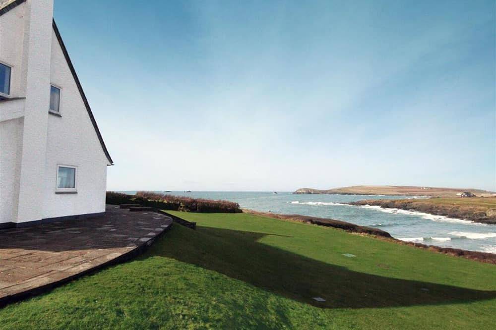 Cottage for 11 People in Cornwall