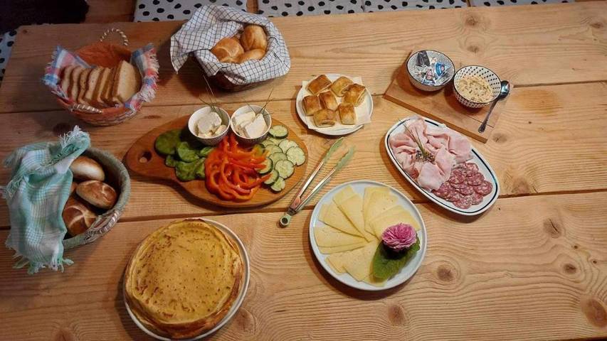 Location de vacances pour 2 personnes, avec jardin ainsi que vue et terrasse à Kobarid - 2