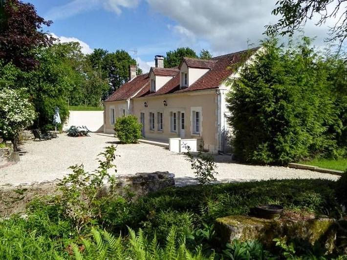 Gîte pour 11 personnes à Merry-Sec