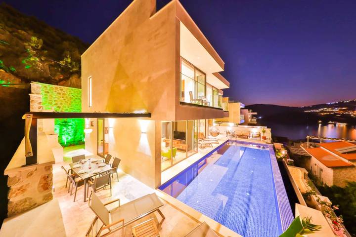 Location de vacances pour 8 personnes, avec terrasse ainsi que piscine et sauna dans Province d'Antalya - 2