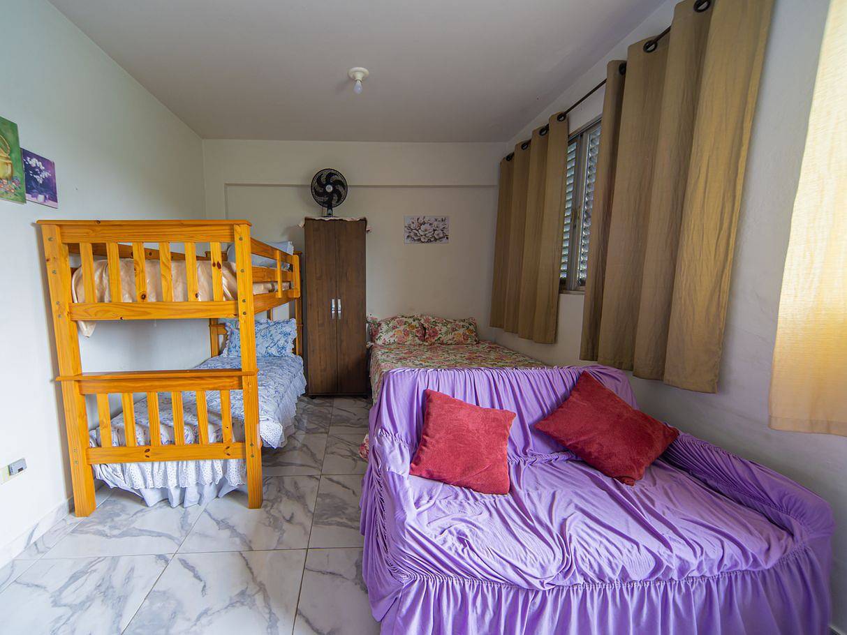 Appartement entier, Appartement de vacances pour 6 personnes avec jardin in Mongaguá, Baixada Santista