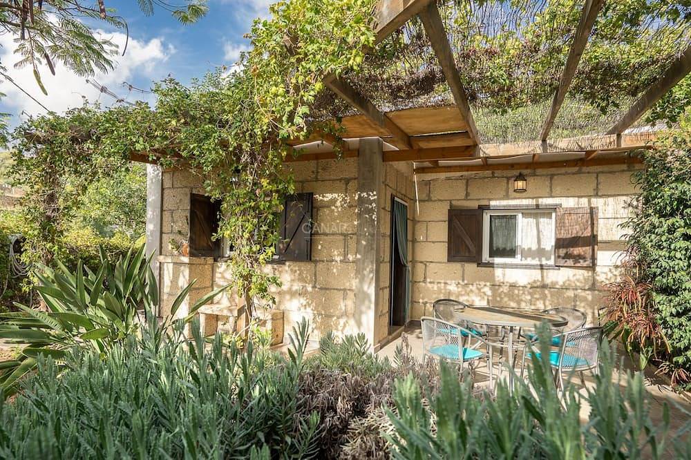 Casa Carmen: Encanto rural con piscina y jardín en Candelaria in Candelaria, Tenerife Sur