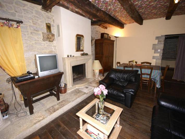 Location de vacances pour 6 personnes, avec jardin et terrasse dans Saint-Geniez-d'Olt-et-d'Aubrac - 4