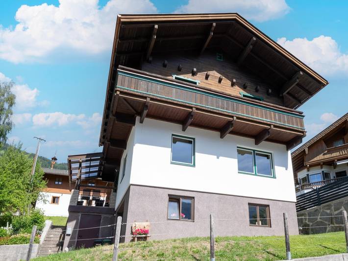 Chalet in Fügen nahe Spieljochbahn in Tuxer Alpen, Fügen