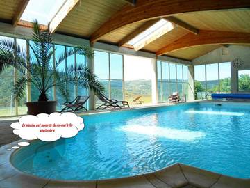 Maison de campagne pour 4 personnes, avec jardin ainsi que piscine et vue à Mornans