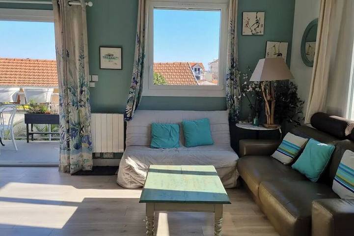 Location de vacances pour 6 personnes, avec jardin et balcon dans Parc Mauresque Arcachon