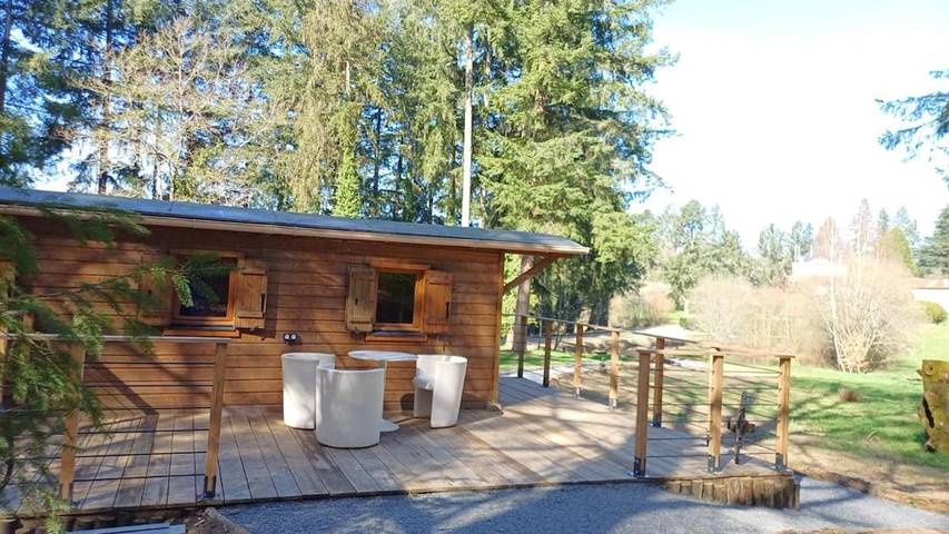 Gîte pour 2 personnes, avec terrasse à Saint-Pardoux - 2