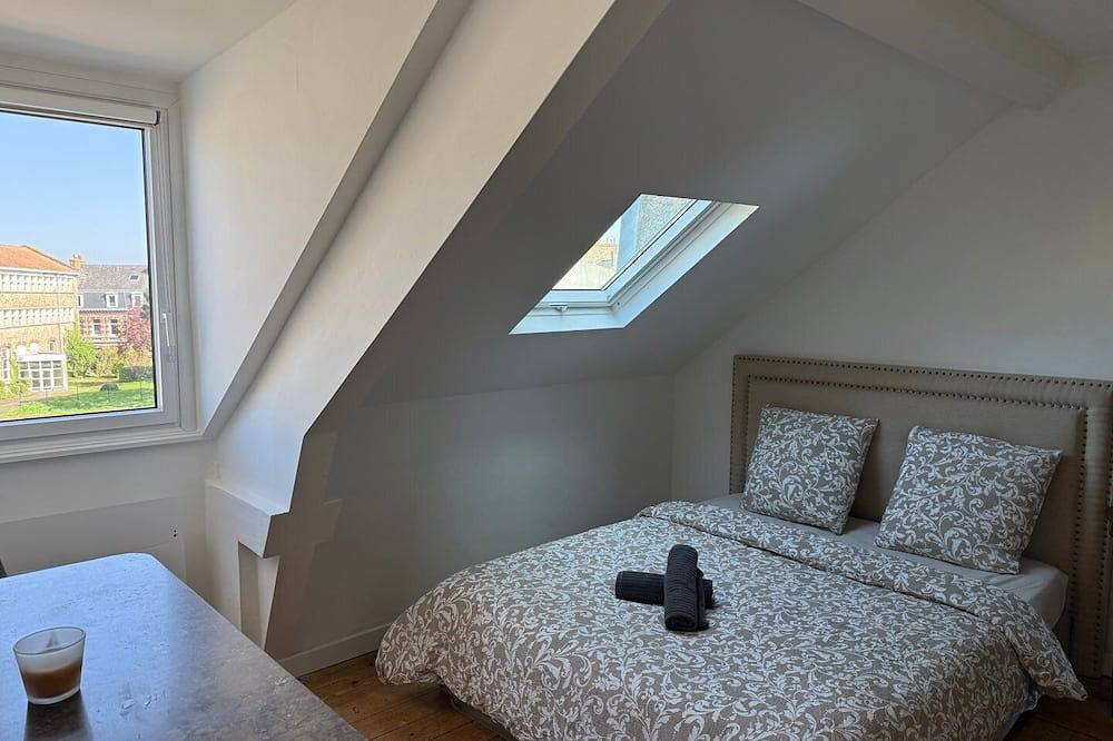 Entire apartment, L'Élégante – Close to the City Center in Saint-Brieuc, Côte de Goëlo