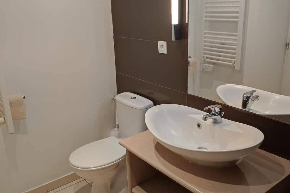 Ganze Wohnung, 1st floor, swimming pool, hammam, terrace, parking, tv, 27m², Pra Loup in Jausiers, Nationalpark Mercantour