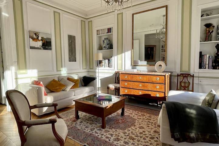 Gîte pour 4 personnes, avec jacuzzi et balcon dans Paradis Latin