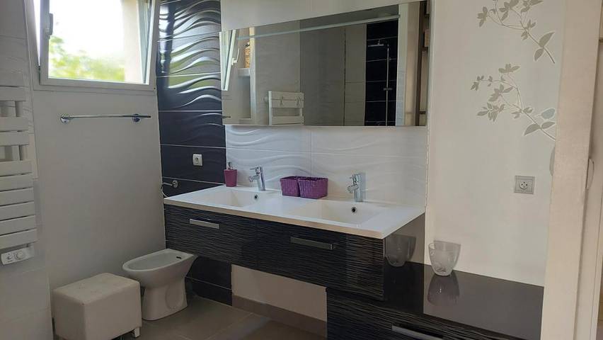 Location de vacances pour 14 personnes, avec piscine et terrasse à Arnage - 2