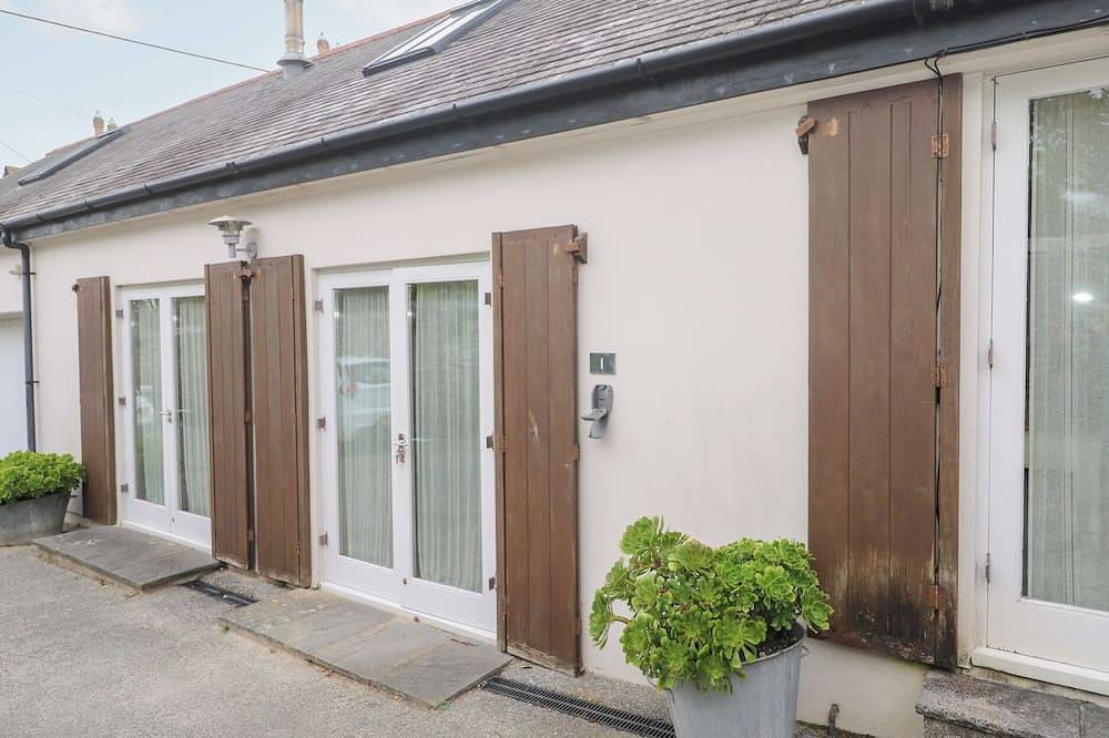 Cottage for 2 People in Crantock, Cornwall