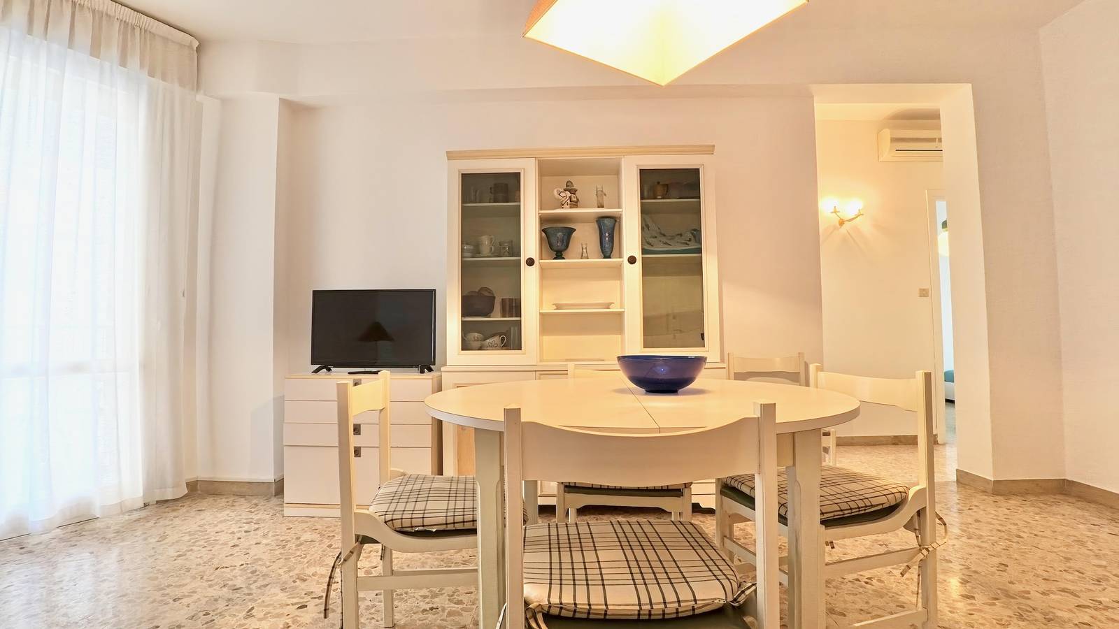 Ganze Wohnung, Wohnung mit Terrasse in der Nähe des Meeres in Lido di Jesolo, Jesolo