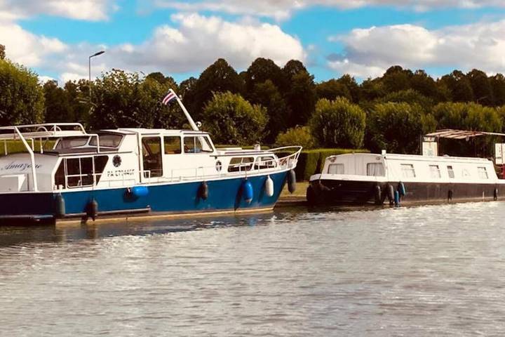 Bateau pour 2 personnes, avec vue et terrasse en Bourgogne-Franche-Comté - 3