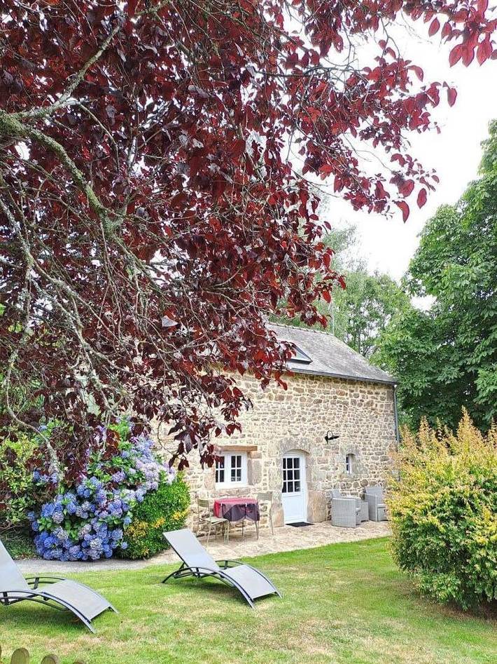 Gîte for 2 people, with view and garden - 1