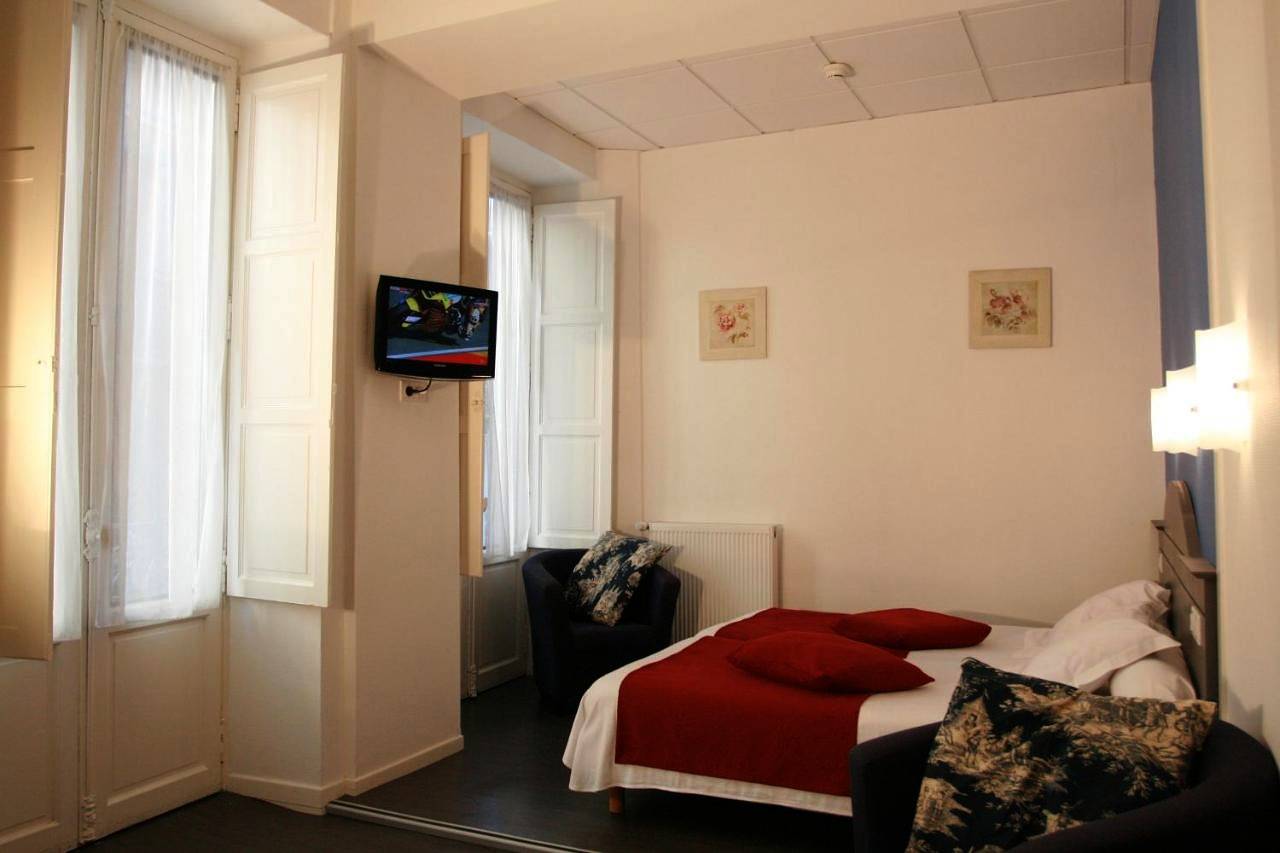 Double Room in Cauterets, Parc national des Pyrénées
