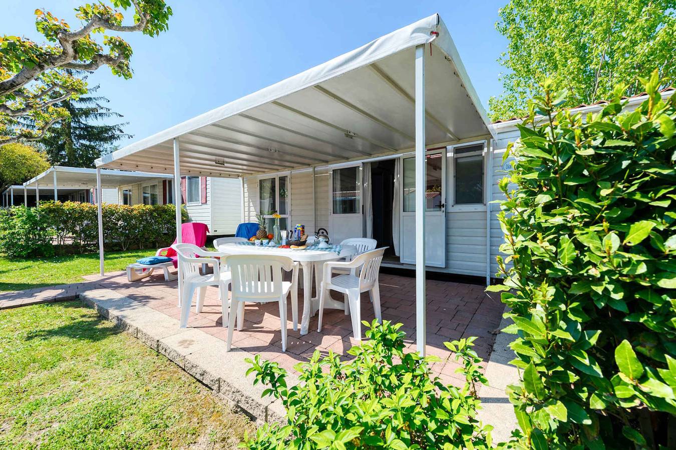 Casa mobile con aria condizionata, terrazza e piscina  in San Benedetto (Peschiera del Garda), Peschiera del Garda