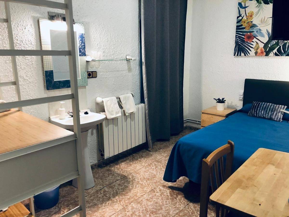 Hostal Carlos Iii in El Prat de Llobregat, Bajo Llobregat