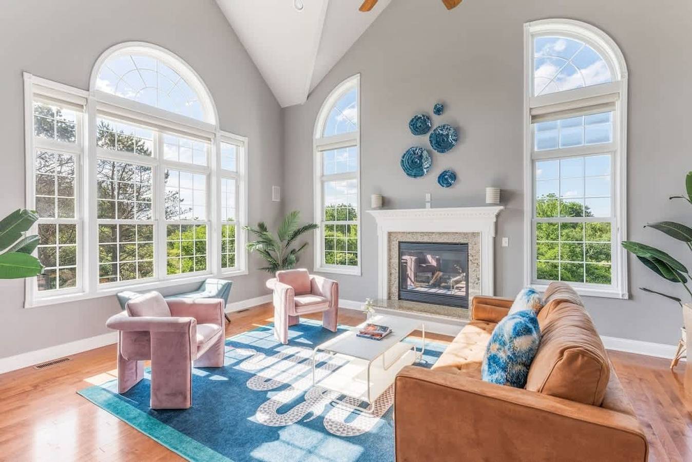 Huge Hv Retreat  pool spa home theater gym in Dutchess County