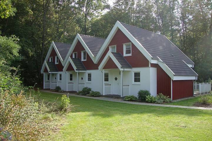 Ferienhaus für 14 Personen, mit Sauna und Terrasse in Bad Saarow