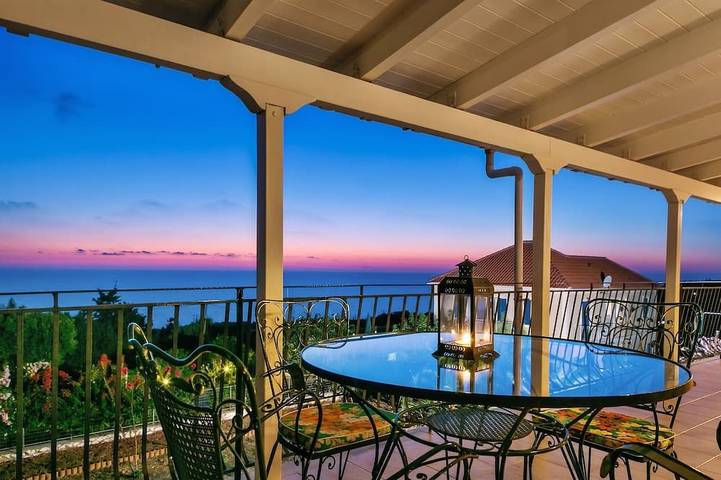 Holiday rental for 6 people, with Balcony and Garden in Kefalonia