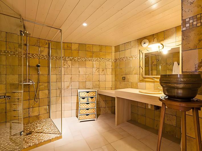 Gîte pour 8 personnes, avec balcon et jardin à Redortiers - 3