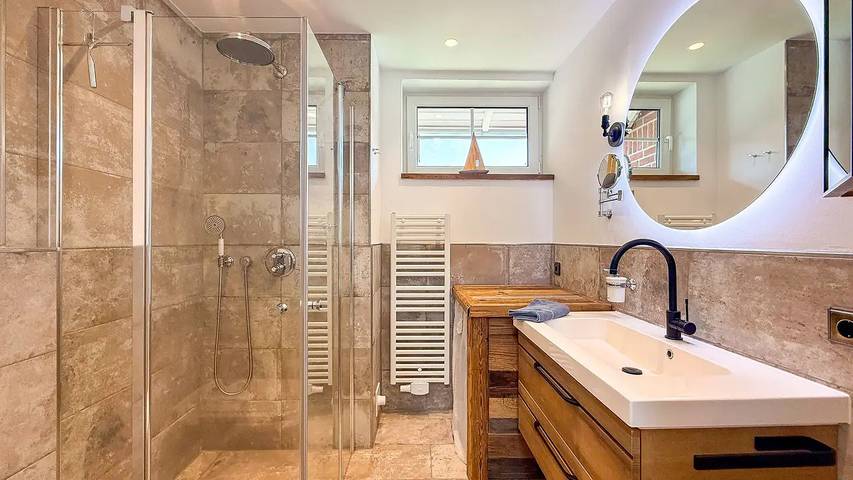 Ferienhaus für 6 Personen, mit Sauna und Terrasse sowie Garten in Hage - 4