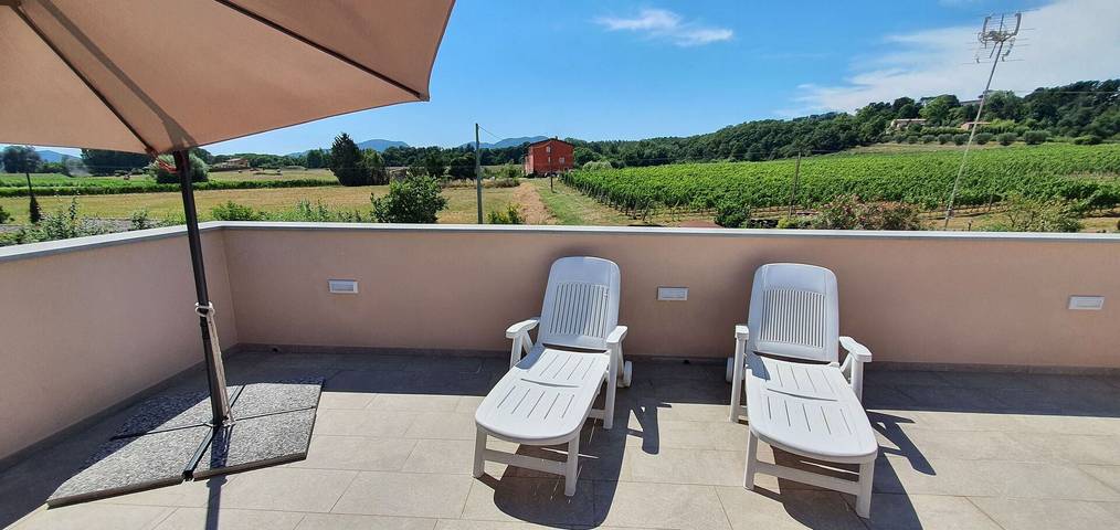 Ferienhaus für 6 Personen, mit Terrasse und Pool in Lucca - 3