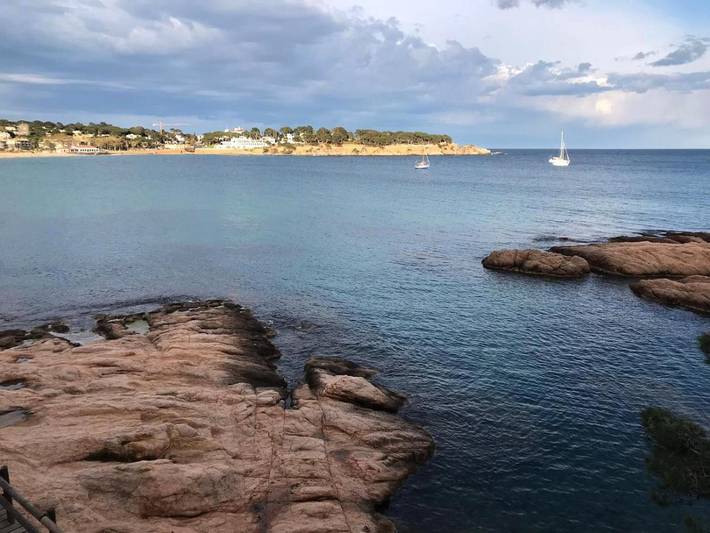 Casa rural para 8 personas, con vistas además de jardín y piscina en Sant Feliu de Guíxols - 2