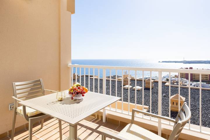 Ferienwohnung für 4 Personen, mit Terrasse und Pool auf Teneriffa