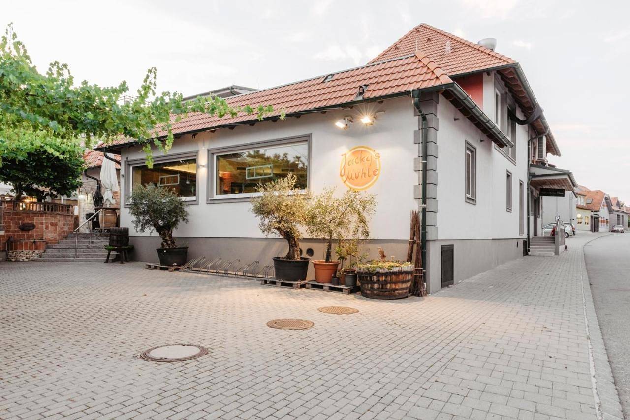 Ganze Ferienwohnung, Apartment in Gols, Neusiedlersee-Hügelland