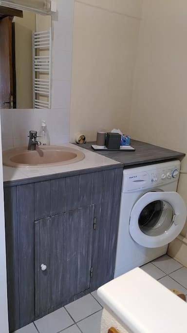 Location de vacances pour 2 personnes, avec Jardin à Allas-les-Mines - 4