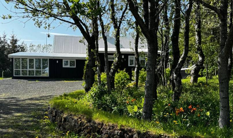 Ferienhaus für 6 Personen, mit Whirlpool und Garten in Island - 2