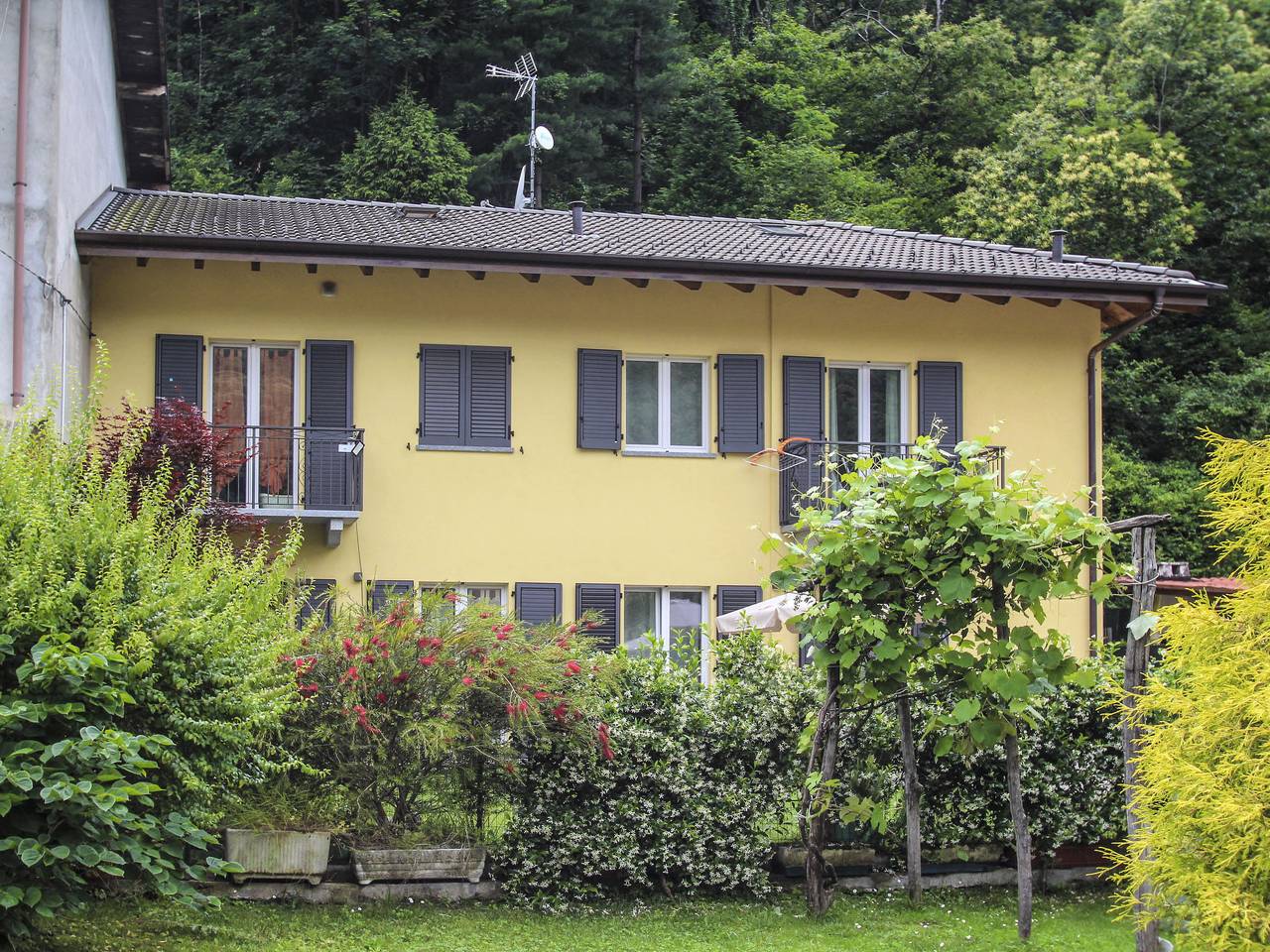 Carmen in Piano (brissago Valtravaglia), Municipio De Brissago Valtravaglia