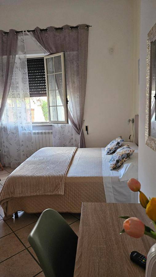 Chambre d’hôte pour 4 personnes, avec vue et jardin à Ugento - 3