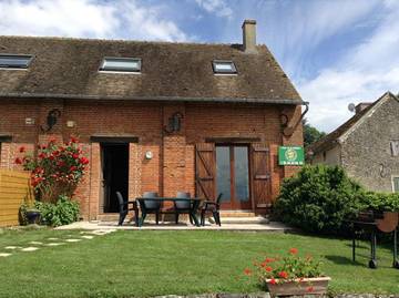 Gîte pour 3 personnes, avec jardin à Saint-Clair-sur-Epte
