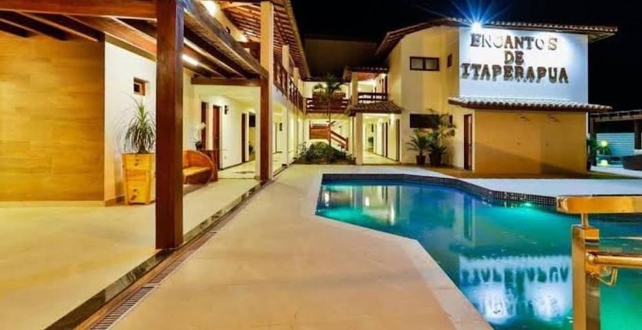 Hotel für 4 Personen, mit Garten und Ausblick sowie Pool und Kinderpool - 1